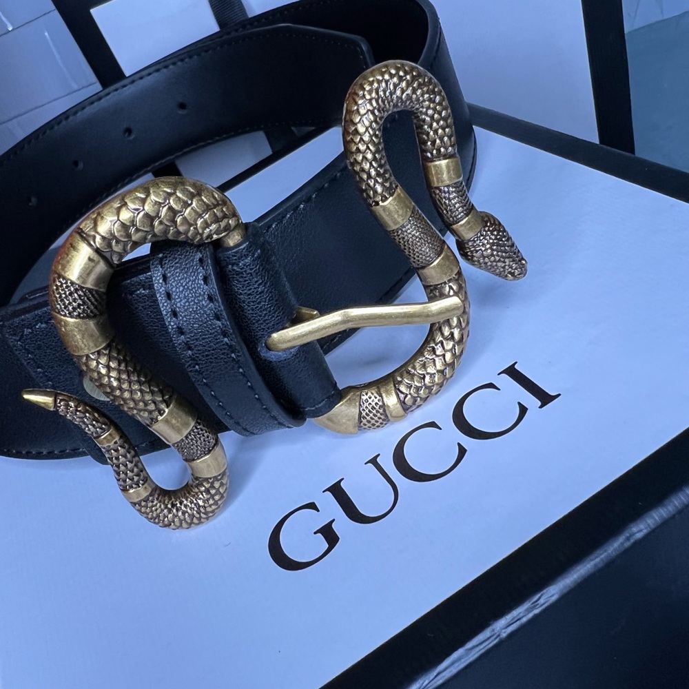 Gucci leather belt Snake buckle